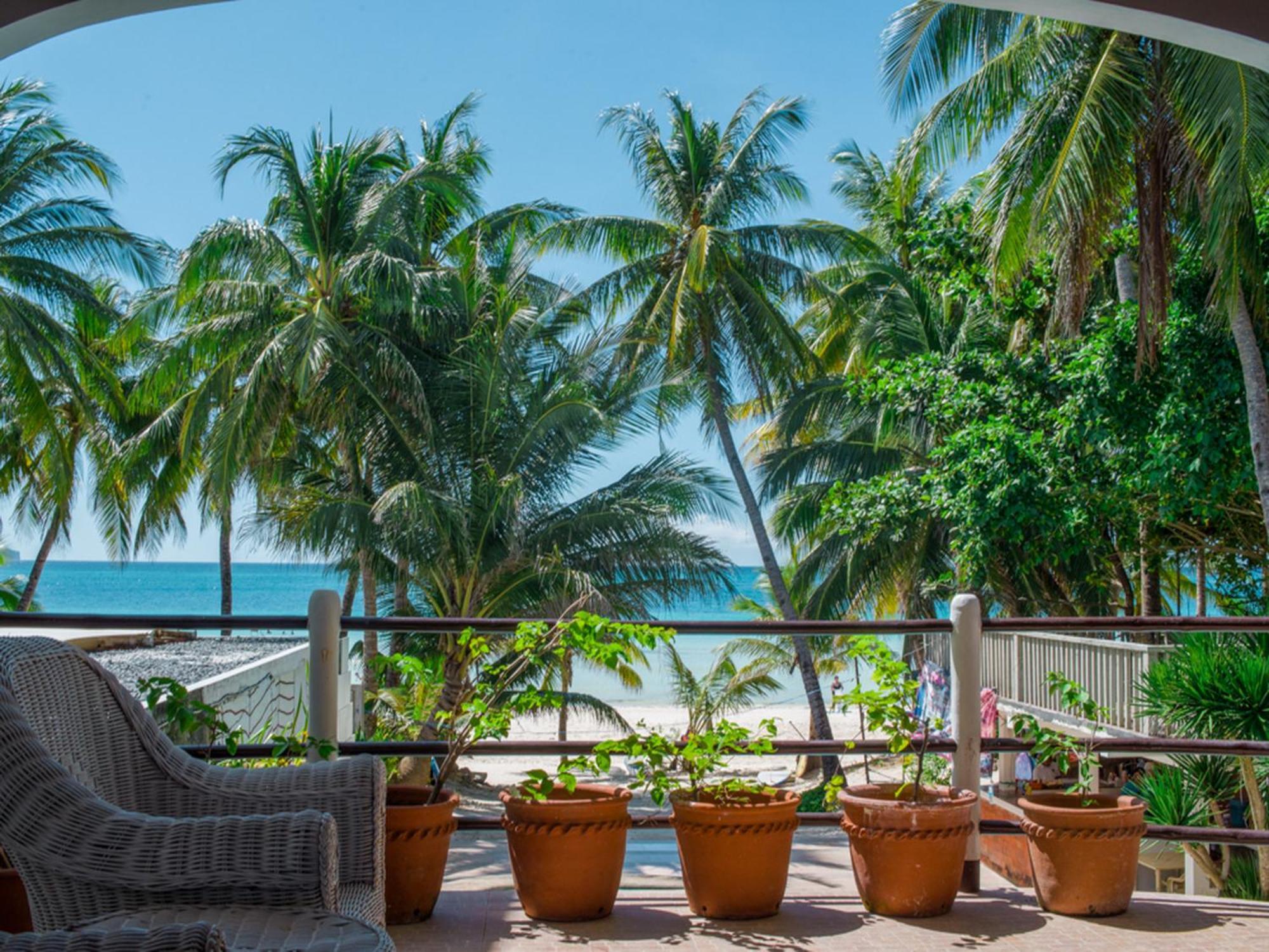 Lukay Las Brisas Balabag  Extérieur photo