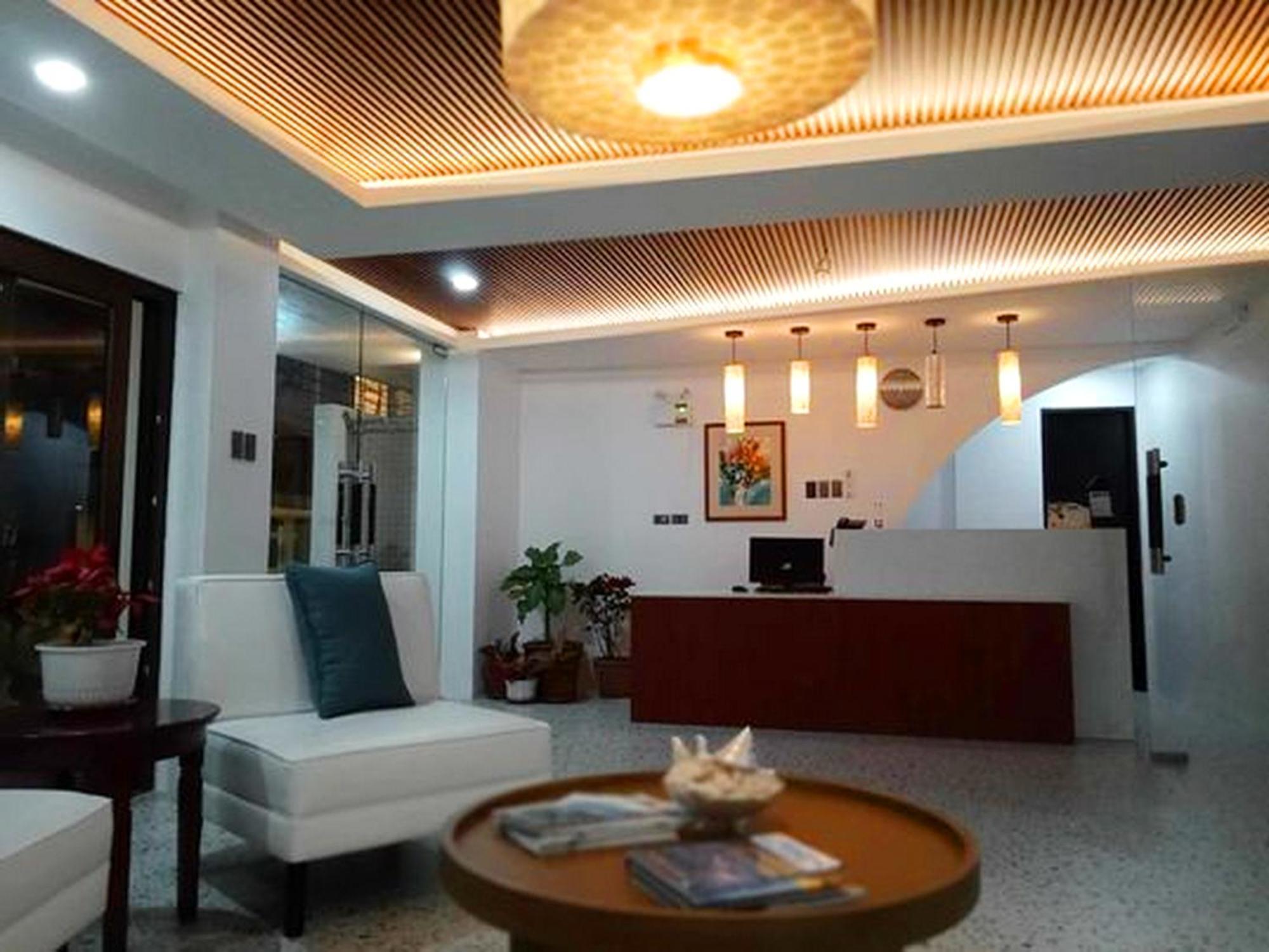 Lukay Las Brisas Balabag  Extérieur photo
