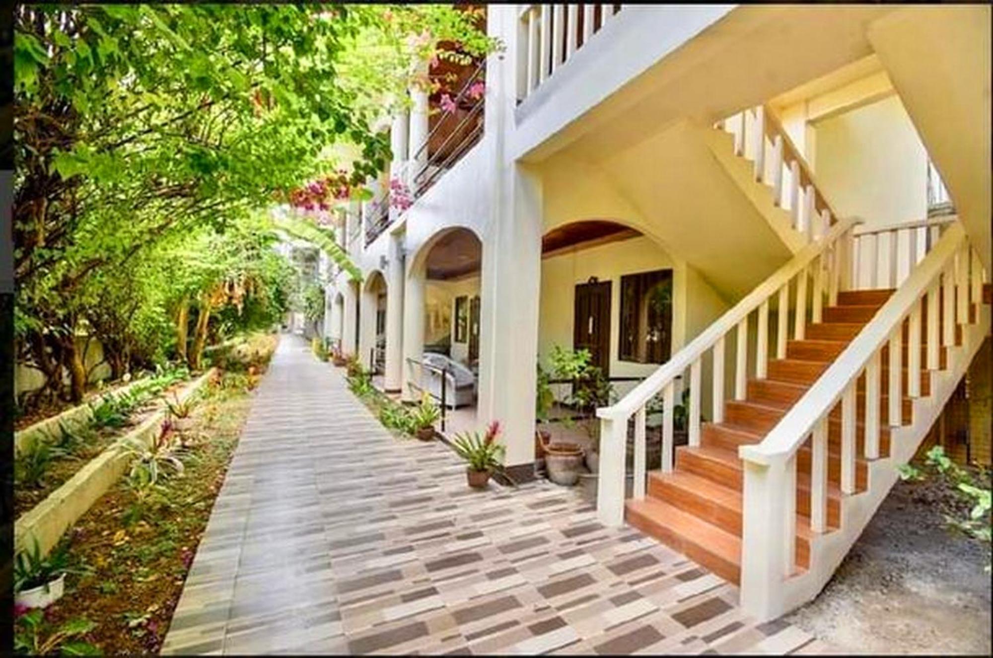 Lukay Las Brisas Balabag  Extérieur photo