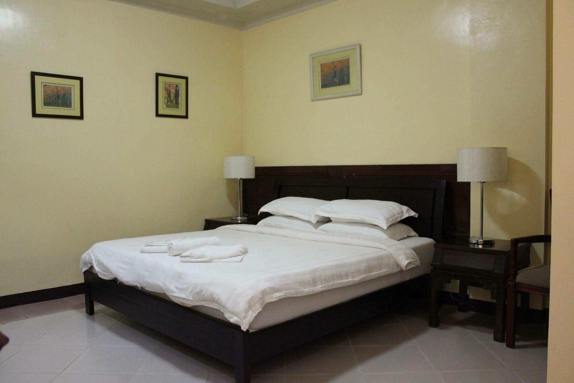 Lukay Las Brisas Balabag  Extérieur photo
